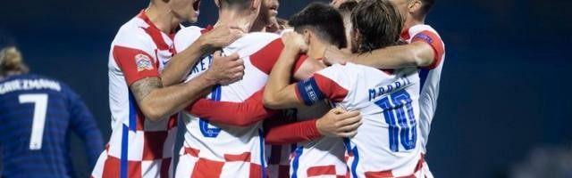 乐鱼官网-克罗地亚队欧洲杯名单解读：正选名单 不乏争议？