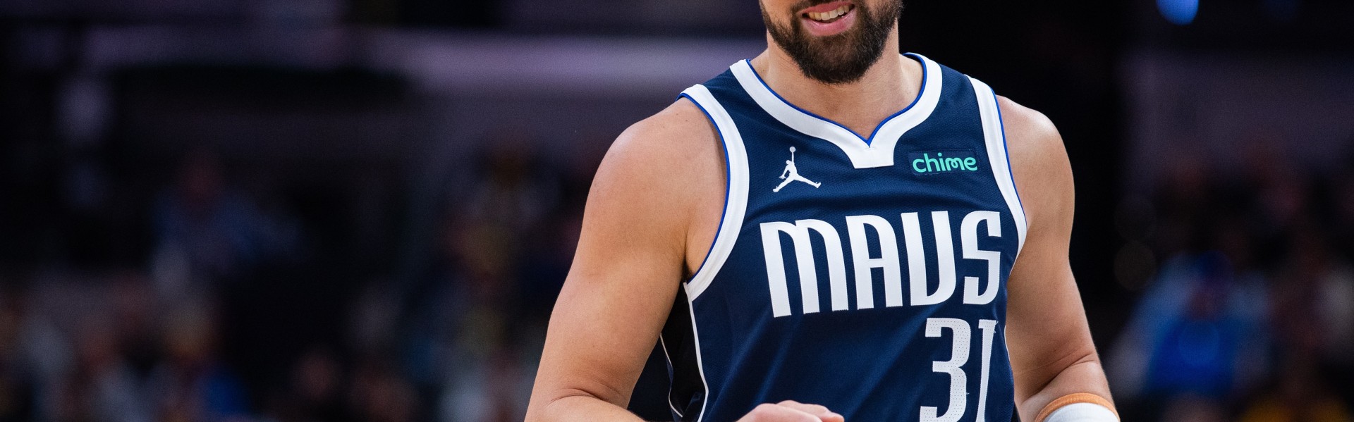 尽力局！克莱替补16中8&amp;三分11中5 得到21分1板1助2断